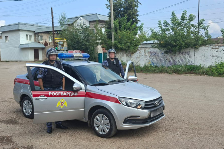 В Бугульме сотрудники Росгвардии задержали мужчину, подозреваемого в грабеже 