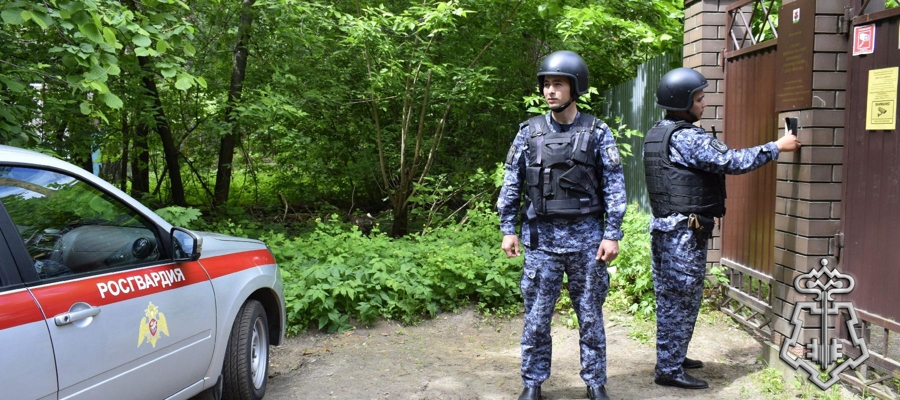 Сотрудники Росгвардии в Татарстане проверяют, как обеспечена безопасность детей в оздоровительных лагерях