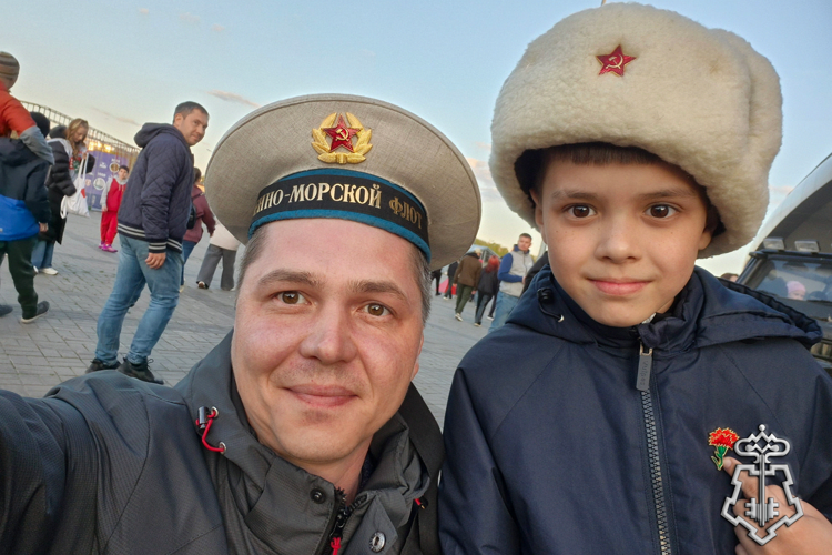 В преддверии Дня семьи, любви и верности сотрудник вневедомственной охраны Татарстана Росгвардии поделился секретами своего семейного счастья 