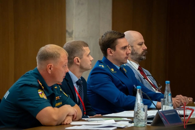 Руководитель управления вневедомственной охраны Росгвардии по Республике Татарстан принял участие во Всероссийском совещании-семинаре в Нижнем Новгороде
