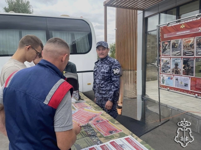 Росгвардейцы в Татарстане проводят профориентационные акции для будущих кандидатов на службу